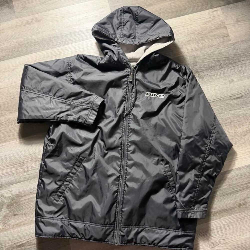 Nike Men's Black and Grey Jacket